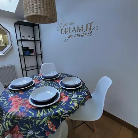 Διαμέρισμα Almirante Centro Tranquila Y Con Encanto En Casa