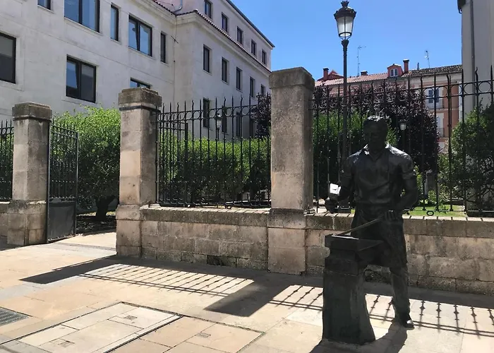 Almirante Centro Tranquila Y Con Encanto En Casa * Burgo